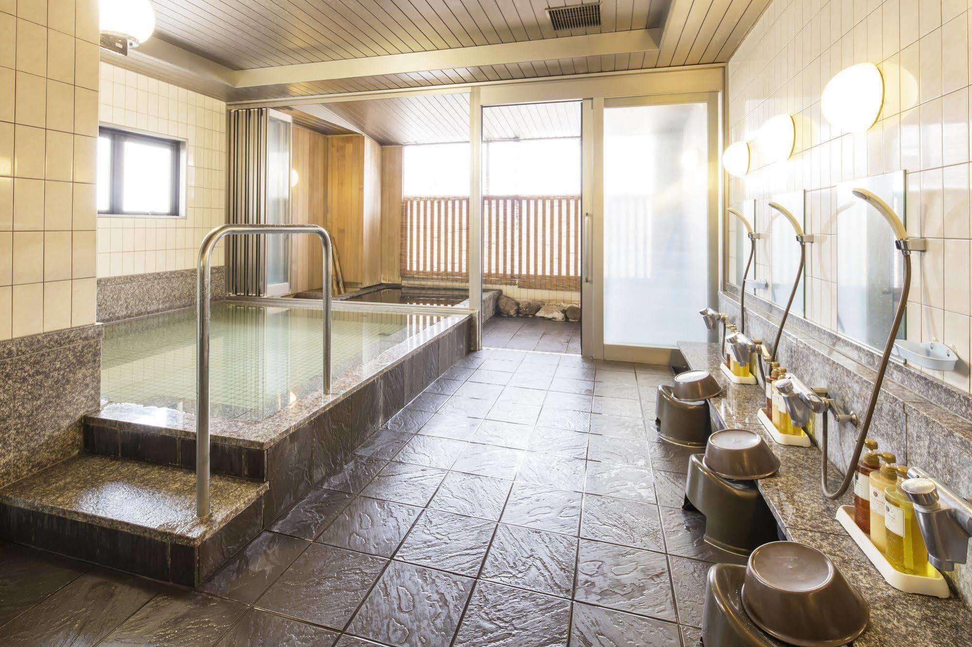 Mystays Castle Hotel 3*